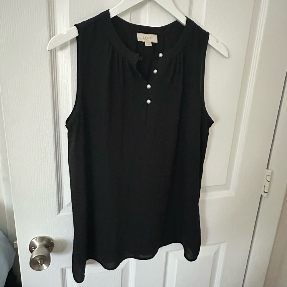 Black Sleeveless Blouse with Pearl Button